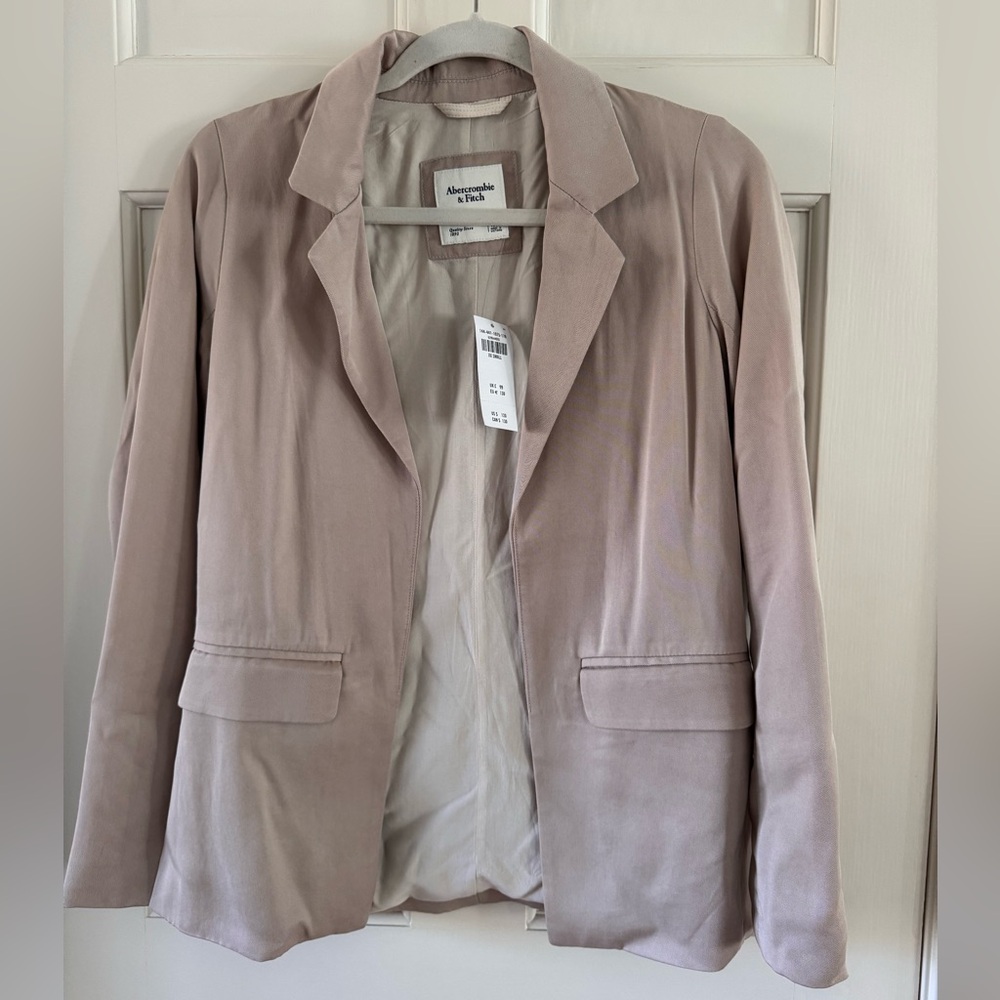 Abercrombie & Fitch Women's Blush Blazer